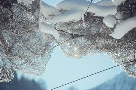 Crystal Cloud In Winter At Swarovski Kristallwelten In Wattens Tirol Winter Welt Spaziergange