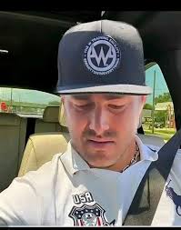 My soul recognizes yours.🌹