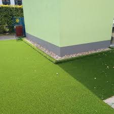 Fallschutz Mal Anders Kunstrasen Ist Vielseitig Einsetzbar Lassen Sie Ihrer Kreativitat Freien Lauf Resigrass Kuns Gartengestaltung Garten Ideen Garten