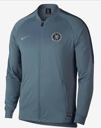 Het i96 jacket heeft een relaxte fit en beschikt over een volledige ritssluiting met een opstaande kraag. Chelsea Fc Nike Jacket