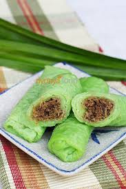 Yuk membuat kue dadar gulung yang cantik dengan kombinasi warna, enak dan nikmat silakan di coba selamat menonton Kuih Dadar Kuih Tayap Rasa Malaysia