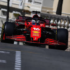In 2016 a mix up meant his pit crew had no tyres ready for him when he boxed from the lead of the grand prix. 5fix0ewon3qgfm