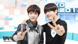 Exo file (14.07.2014) (hunantv) happy camp (05.07.2014) (mnet) wide: Exo Get Together With S M Rookies For Photos On Exo 90 2014 Allkpop