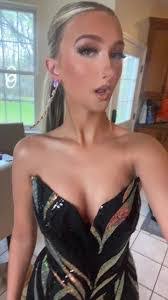 Carly Pike's Instagram, Twitter & Facebook