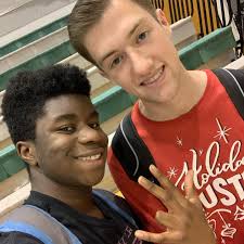 Happy birthday to the best friend and person I have ever had. Even though I  call him all the time and forced him to be my friend he had been helping me