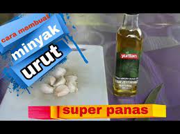 Cara paling aman untuk pemula adalah teknik deep conditioning ini sejatinya akan membuat minyak zaitun sangat melekat ke kulit kepala dan. Cara Membuat Minyak Urut Totok Saraf Arya Mb Youtube