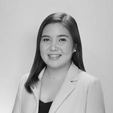 Becky Leach's Instagram, Twitter & Facebook