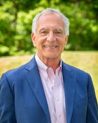 Mark Scheier's Instagram, Twitter & Facebook