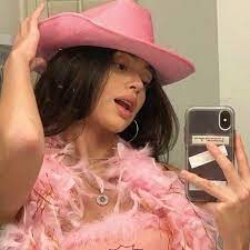 Jaeden Martell Instagram Cancelada In 2021 Cowgirl Costume Hat Aesthetic Pink Cowgirl