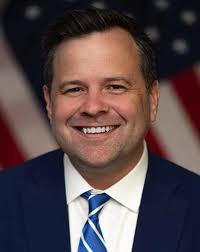 🚨BREAKING: President Trump Federal Housing Director Bill Pulte allows  Americans to use rent payments toward qualifying for a mortgage. “It's  absurd that someone can have a history of $2200 a month for