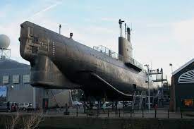 Het marinemuseum te den helder van marinemuseum. Naam Onderzeeboot Hr Ms Tonijn Eigenaar Marine Museum Land Van Herkomst Nederland Locatie Den Helder Bijzonderheid In 1965 Gebouw Holland Leger Marine