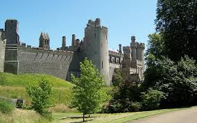 Arundel castle frozen (page 1) arendelle castle (from the movie frozen) pictures arundel and a castle in the sky these pictures of this page are about:arundel castle frozen Castles Arundel Castle Hd Wallpaper Wallpaperbetter