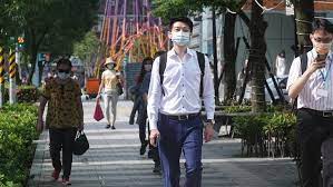 Jul 01, 2021 · 記者吳瀛洲∕新北報導 為協助應屆畢業青年順利接軌職場，新北市府勞工局續推「應屆畢業青年初次尋職就業服務二點0」，設籍新北市十八歲至廿九歲的應屆畢業生，提供個人化就業輔導服務，最高補助一萬五千元尋職津貼，七月一日起歡迎新北青年朋友提出申請。 勞工局長陳瑞嘉表示，新北市. Xyypdfac7khzom