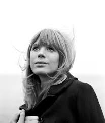 Marianne Faithfull - Free pics, galleries & more at Babepedia