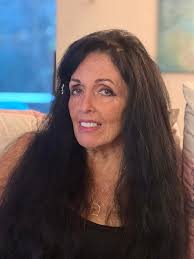 Happy birthday, Momma!!! Y'all please help me wish my sweet, beautiful,  kind, compassionate, generous, loving Momma a wonderfully happy birthday  today!!! She is the best mom anyone could ask for, and my