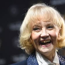 Mit 95 träumt Lilo Pulver von einer Million und einem neuen Mann