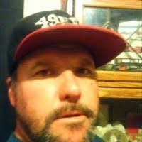 Glenn Auer's Instagram, Twitter & Facebook