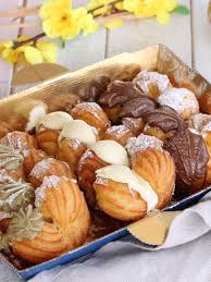 Parlando di campania e dei suoi dolci tipici, non possiamo ormai fare a meno di citare la delizia al limone. Via Col Vento Dolci Ricetta Dolci Tipici Della Campania Ricette Ricette Dolci Dolci