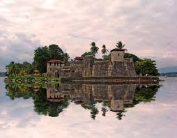 Castillo De San Felipe Izabal Guatemala Travel Travel Guatemala