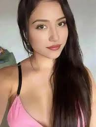 Tagged You in a Post I overlooked again and again in your Pic ! 😳 I can't  believe that you are so simple natural... good looking, in short you're  “gorgeous" my dear