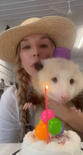 Dolly Leah Neely (@neelydollyleah) • Instagram photos and videos