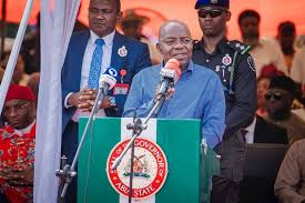 Learning to trust herself after the betrayal of trust. 🧏 🌾 🏓 🐝 😫  #MotherhoodDrama #MaternalShocks