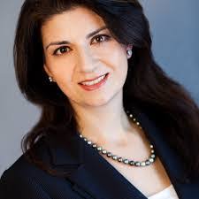 Jennifer Donathan's Instagram, Twitter & Facebook