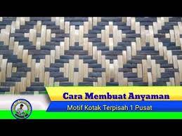 Motif batik batik gambar batik batik keris outer batik contoh gambar batik hari batik batik indonesia. Cara Membuat Anyaman Bambu Motif Batik Kotak Terpisah New Youtube Batik How To Make Bamboo