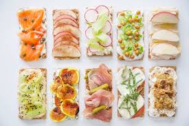 In recent years, smoothies have gained popularity for their nutritional value, especially among people who are looking for quick breakfasts on the go and those who want to get more fresh produce into their diets. Easy Healthy Lunch Ideas 31 Daily