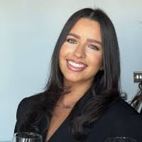 Alex Percival's Instagram, Twitter & Facebook