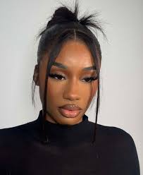 Naomi Pierre (naomikpierre)