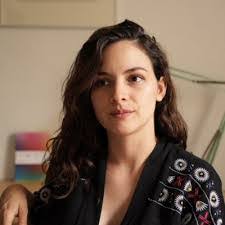 Manuela Montoya's Instagram, Twitter & Facebook