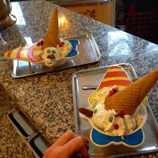 Er war es auch, der den streit ausgelöst hat, indem er den anführer der northulda angriff. Pinocchio On Twitter Pinocchio Gelato Gelateria Icecream Ice Speiseeis Eis Kindereis Pinocchiobecher Http T Co Havmf9mbqw