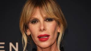 La mia piccola melrose place a londra! Alessia Marcuzzi Scappa Di Casa La Conduttrice Ha Bisogno Di Una Pausa