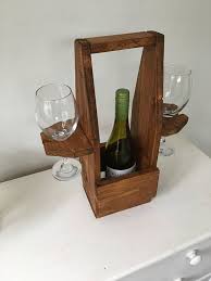 This Wooden Wine Bottle And Glass Holder Is Freestanding It Would Make The Perfect Bastidores De Vino Rusticos Estanteria Para Copas De Vino Estantes De Vino