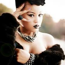 Trish Abrams's Instagram, Twitter & Facebook