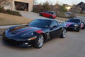 The 2017 corvette grand sport starts with the tires: C6 Corvette Grand Sport Z06 Hood Spear Stripe 4 Vettestripes Com