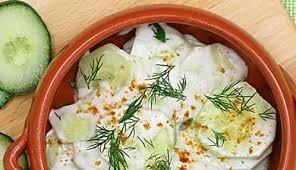 Salade De Concombre Au Yaourt Recette Concombre A La Creme Recettes De Salade Saines Concombre