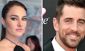 To connect with shailene woodley, join facebook today. Everything Shailene Woodley Revealed About Her Engagement To Aaron Rodgers Including Her Ring Elle Canada