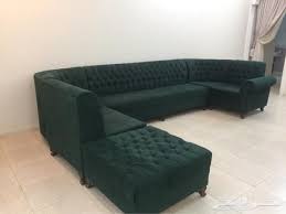 الرياض كنب زيتي كلاسيك يتكون