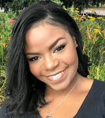 Nina Toth's Instagram, Twitter & Facebook