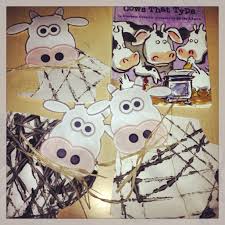Click Clack Moo Cows That Type Farm Theme Preschool Preschool Fun Farm Preschool