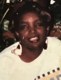 Helen Pecola Holmes Obituary