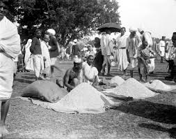 100 Year Old Rare Photos Of British India