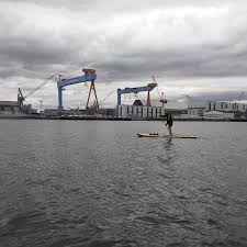 35.000 studenten und angeschlossenem universitätsklinikum genießt. Ostsee Kieler Forde Kiel Innenforde Westufer Surf Coast