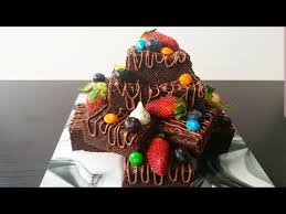 Coklat masakan atau coklat compound, di potong kecil. Super Easy Delicious Brownies Tower Recipe Youtube