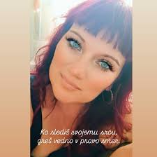 Ura je 22.22 Univerzum številk ti sporoča, da lahko pričakuješ: Sporočilo,  srečanje, klic, pogovor, novica... Vpiši takoj, ko zagledaš to sporočilo  22.22 v komentar. Naslednjih 24 ur.