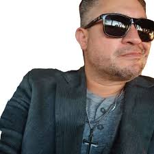 I suggest ripping these! Chasing autos, dual autos, true 1/1's and PATTY  MAHOMES HAS SIGNED!!!