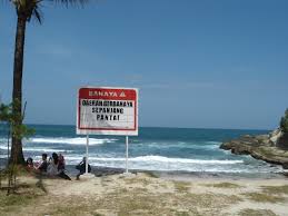 Ini Dia Cara Aman Berwisata Di Pantai Klayar Pacitanku Com