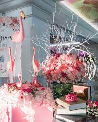 The Prettiest Pinkest Flamingo Wedding Decor Ideas We Re Fancying Rn Flamingo Wedding Decor Flamingo Wedding Wedding Decorations
